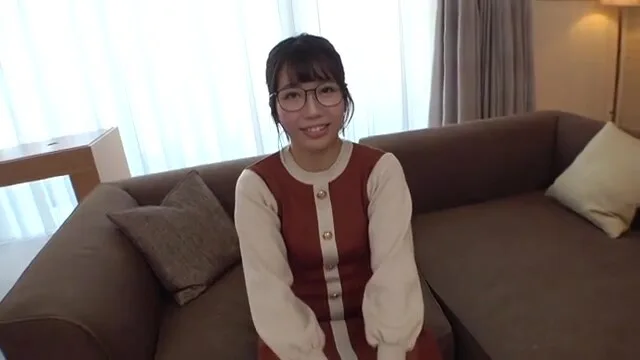 Preview supplied for 清楚系メガネ美女がキスでとろけて淫らな欲望を開放して艶やかさ増す