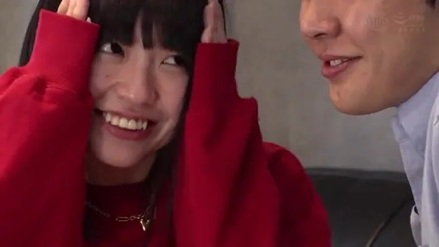 Preview supplied for キュートな笑顔の黒髪清純派美女がキスとフェラのラブラブエッチ
