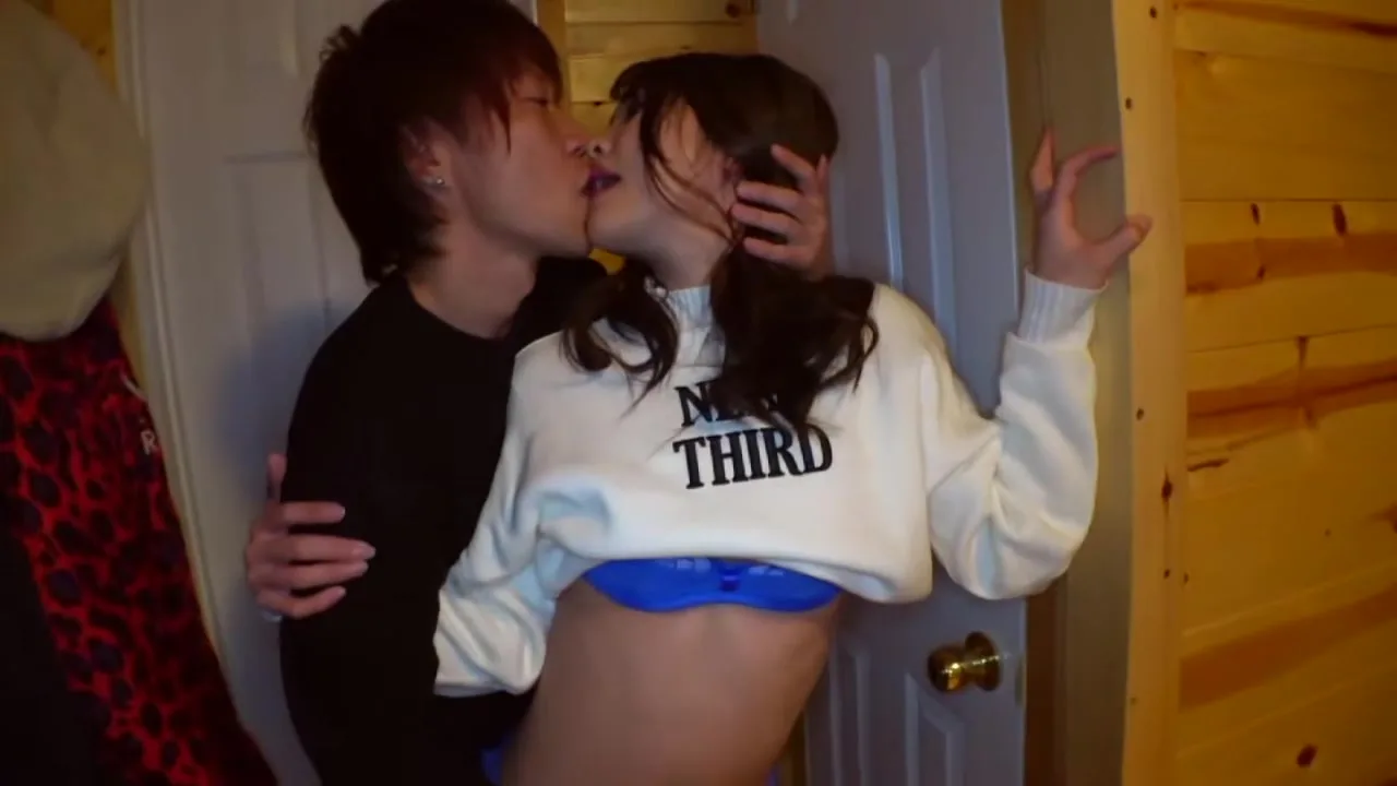 Preview supplied for 0010625_側位 背面騎乗位 セックスなどが含まれている