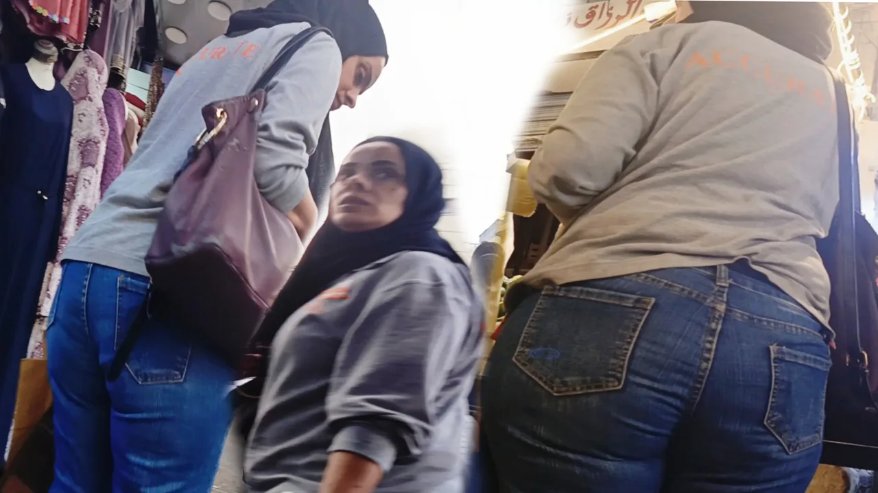 Preview supplied for CANDID BIG ASS ARAB WOMEN IN JEANS