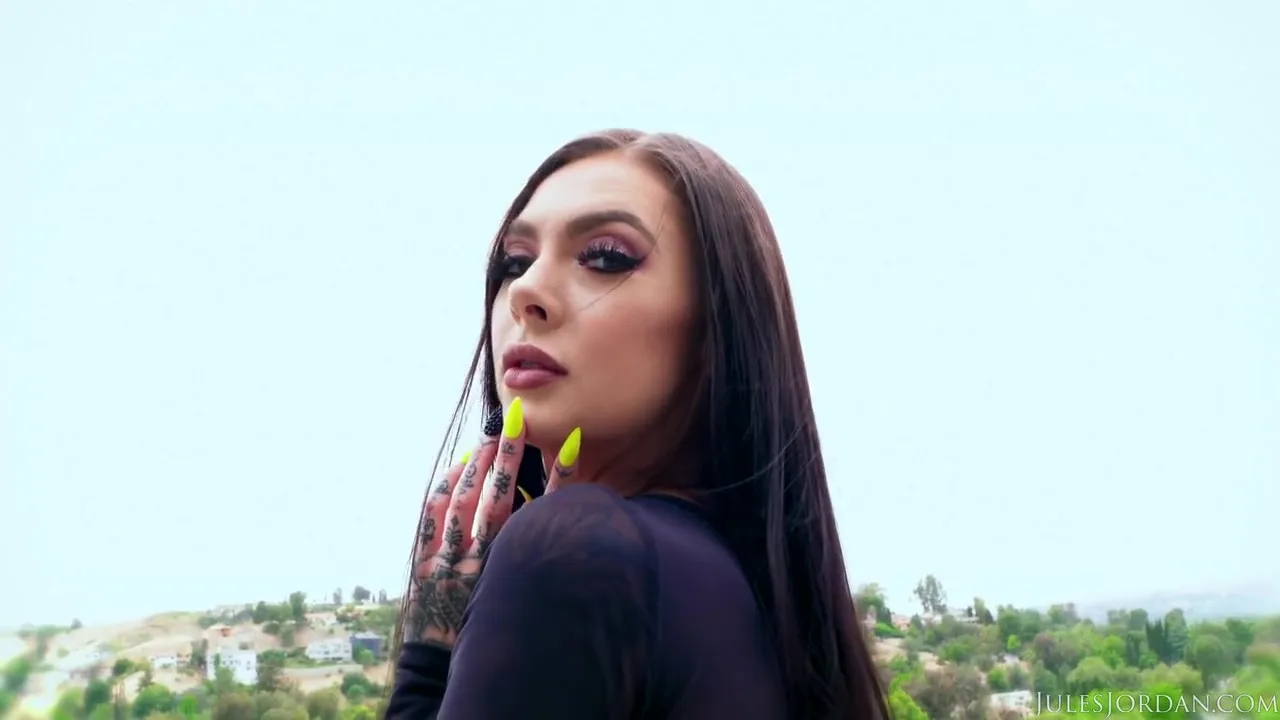 Preview supplied for Marley Brinx Interracial Gangbang