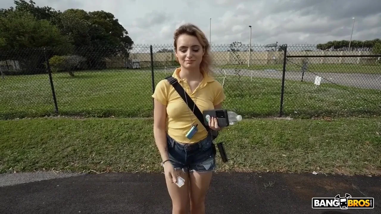 Preview supplied for Evies Anal Ride