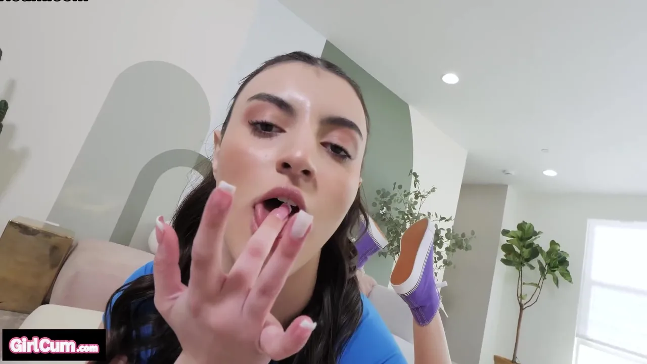 Preview supplied for Spinner Slut Goes Epileptic After Losing Control Of Her Pussy