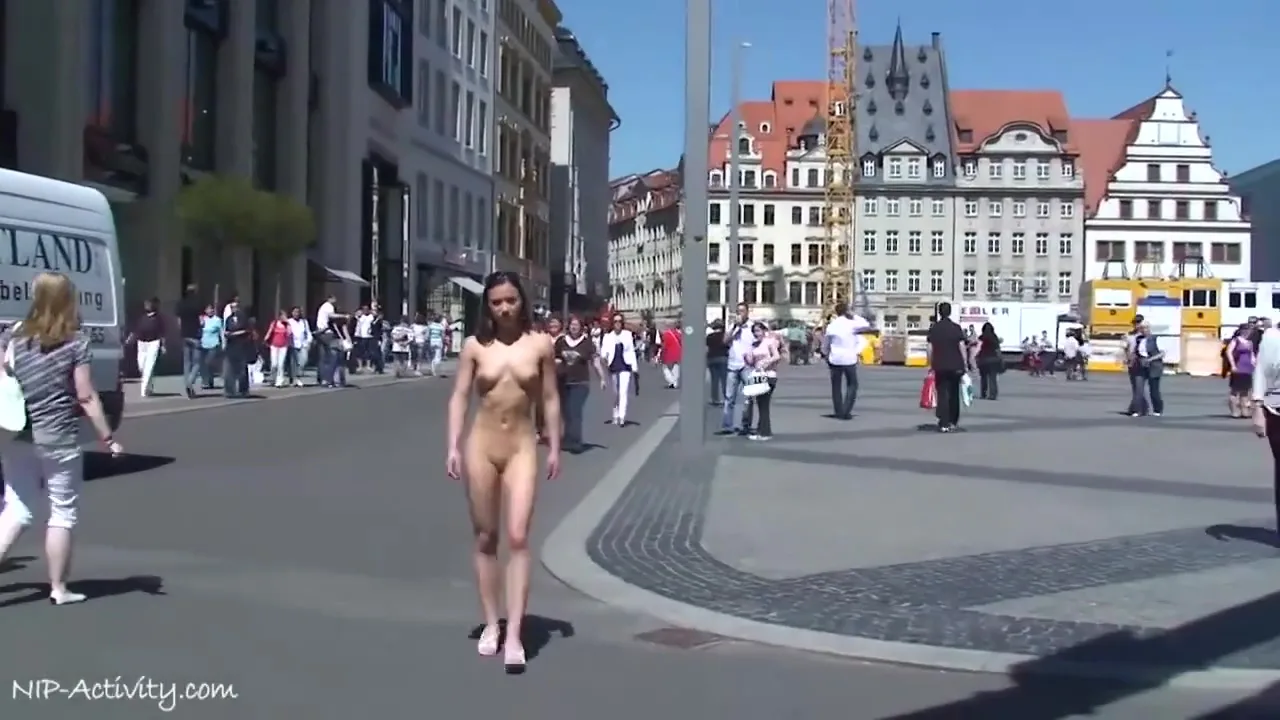Preview supplied for Nude July In Leipzig - Amateur Public Nudity