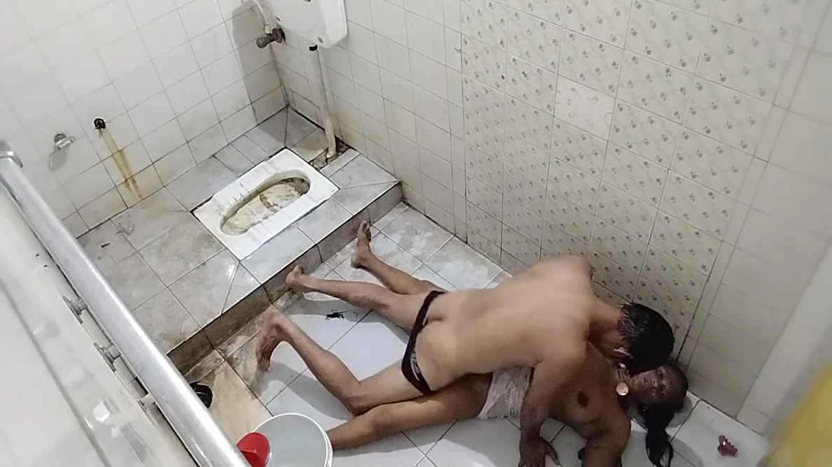 Preview supplied for Desi Fuck Toilet Fuck Hard