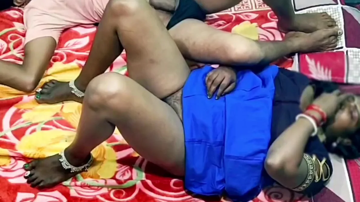Preview supplied for Sompa Bhabhi First Chudai Video