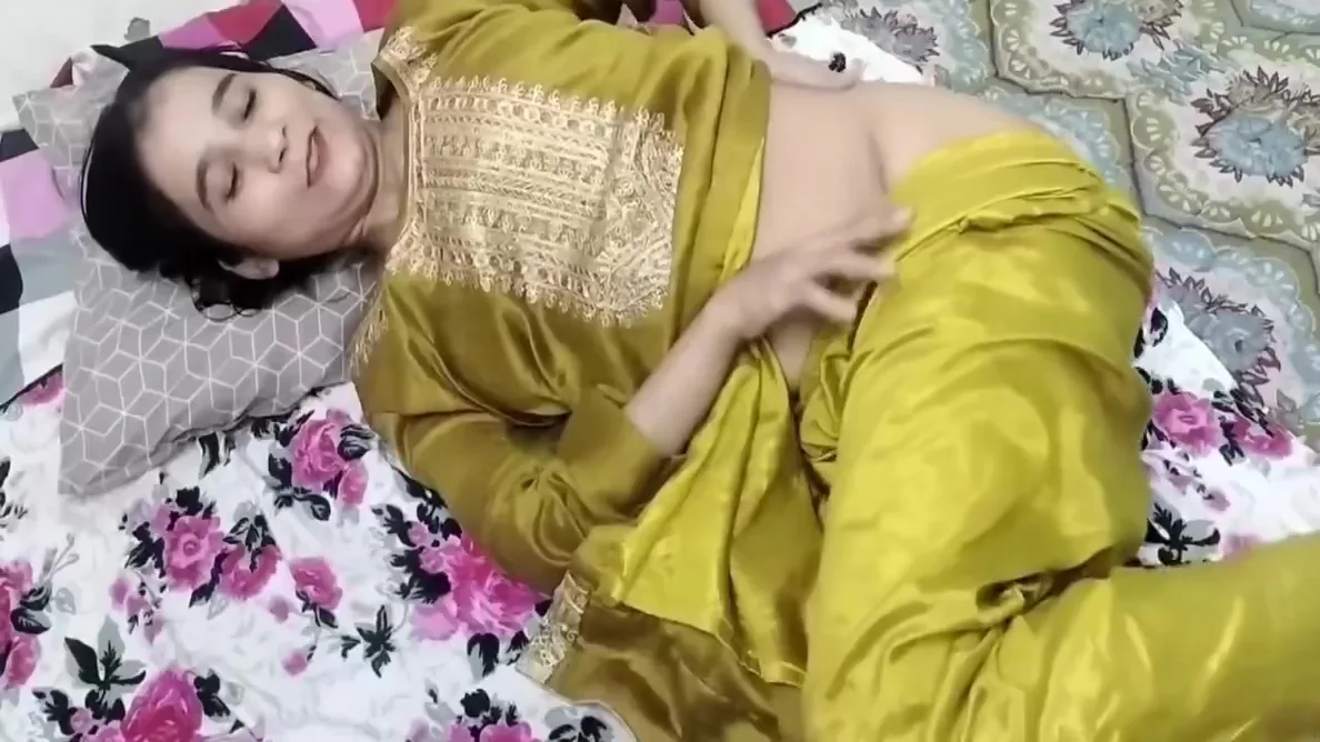Preview supplied for Chacha Jaan Ko Raat Me Call Kar Ke Ghar Bulaya