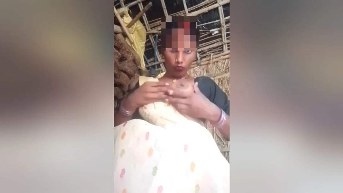 Preview supplied for Desi Auntys Chut Ki Malai Nikal Li Finger Kar