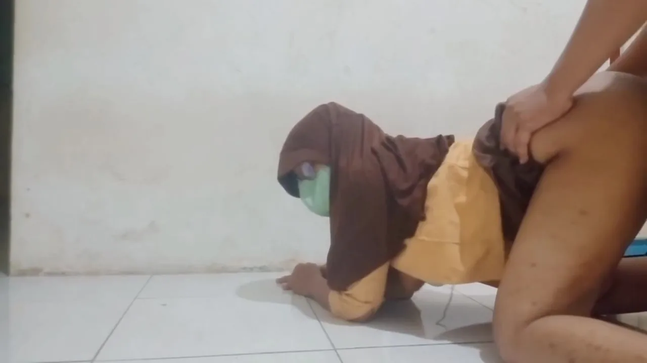 Preview supplied for An Indonesian Girl Goes Back To School