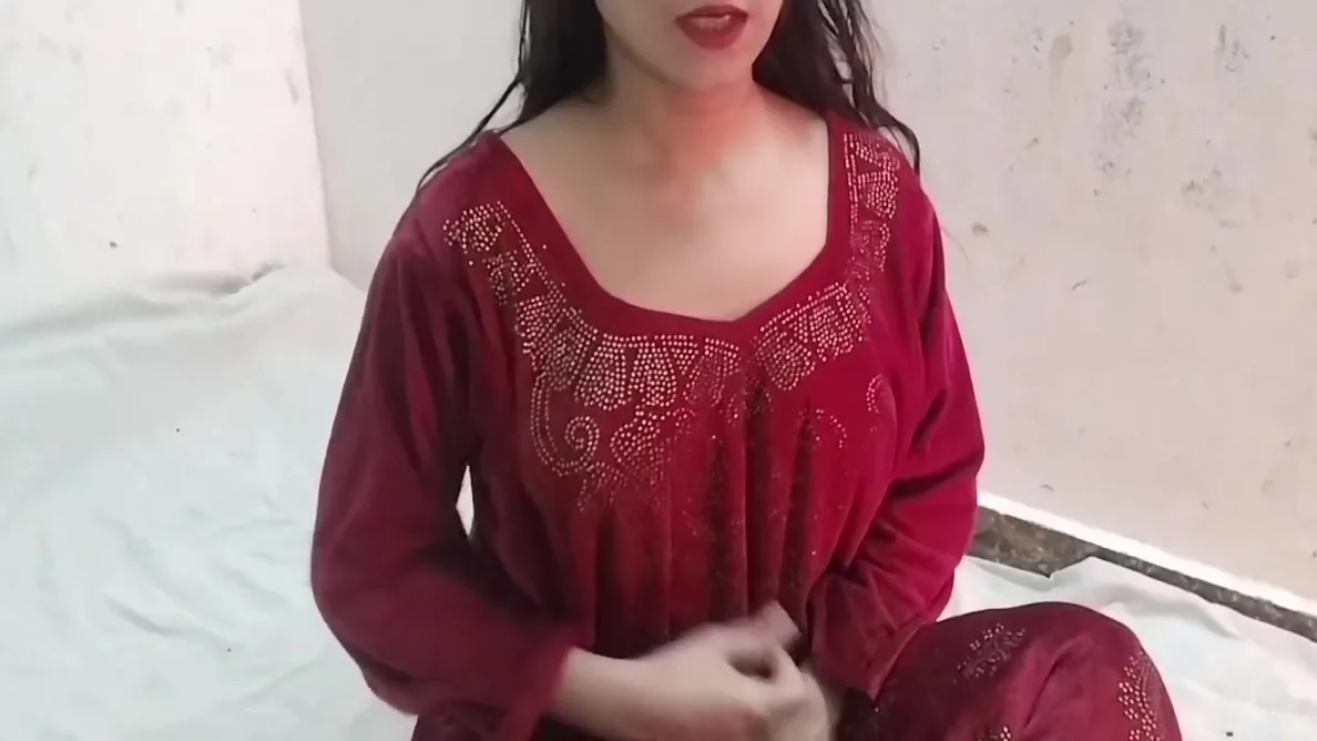 Preview supplied for Bhabhi Ko Gandi Video Dikha Kar Stepsister Ke Samne Pel