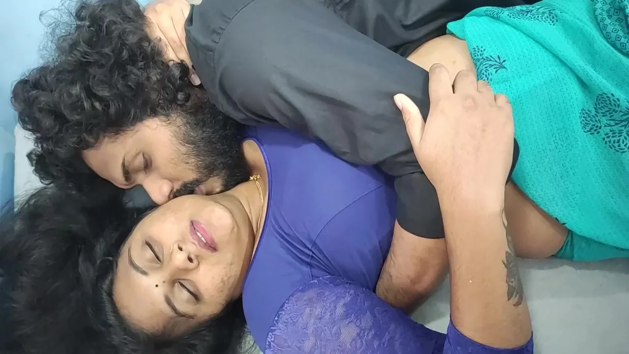 Preview supplied for Saree Romance Long Lip Lock With Hard Fuck By Indian Couple