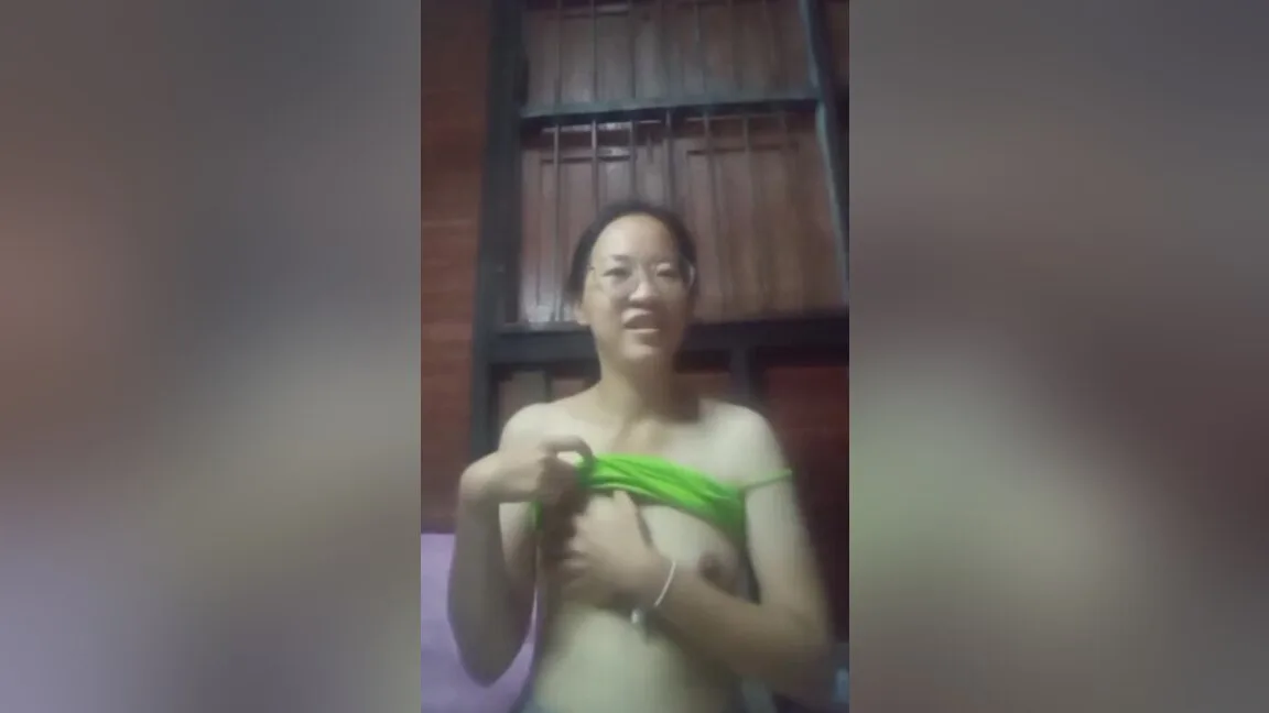 Preview supplied for I Am Horny And Alone In My Home