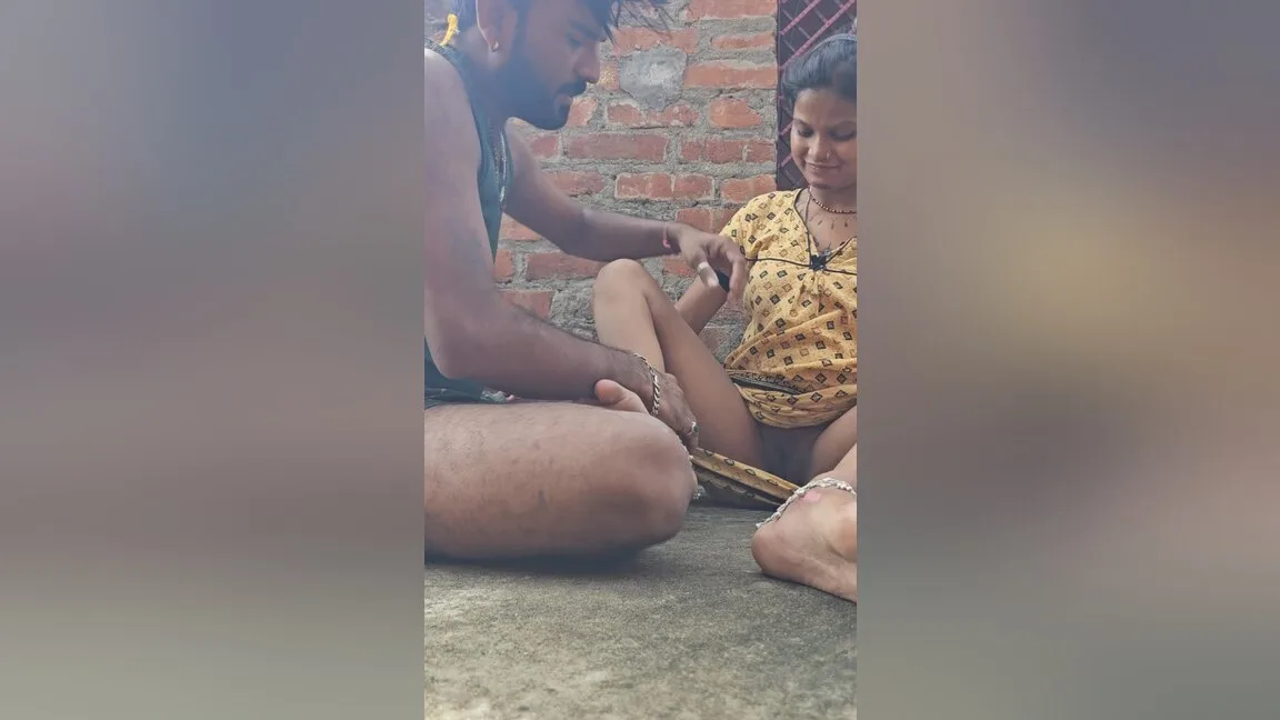 Preview supplied for Indian Desi Village Love Marriage Couples