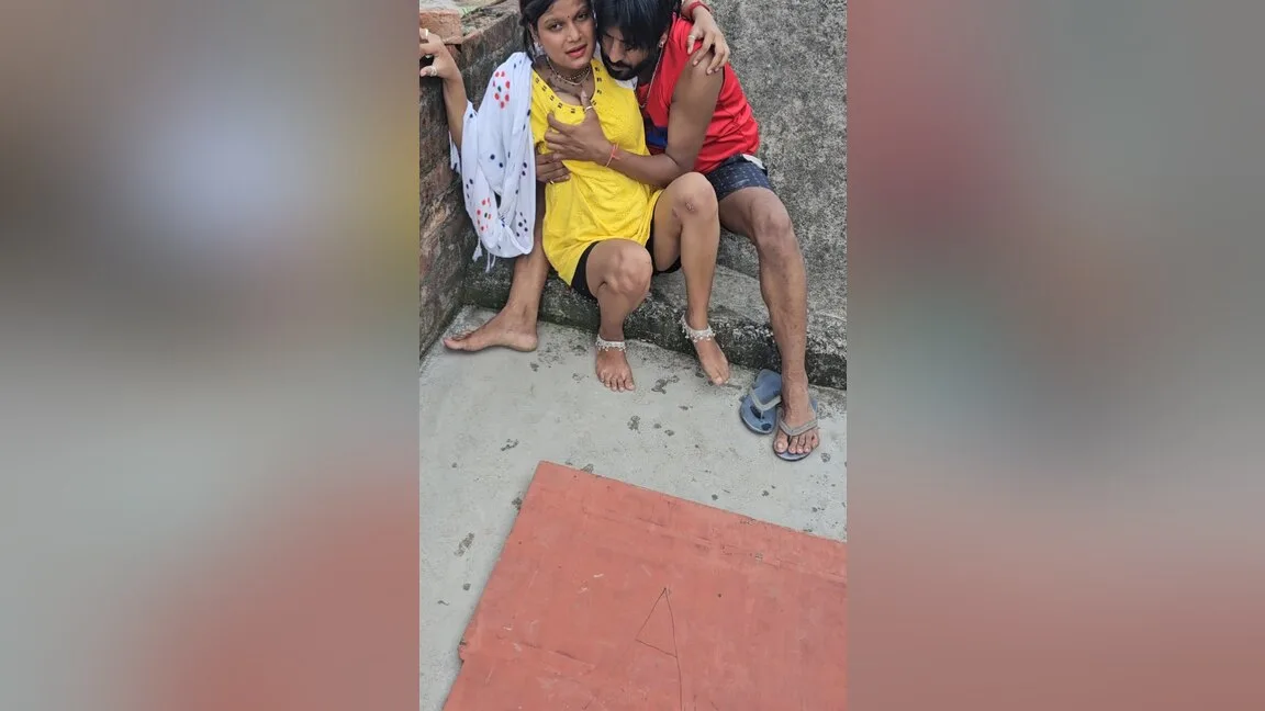 Preview supplied for Desi Village Butiful Sali Ko Jija Ne छत Pe Pela