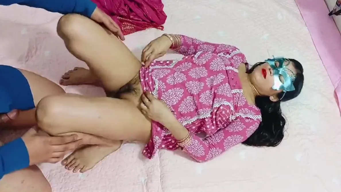 Preview supplied for Muslim Girlfriend Ko Ghar Me Band Kar Ke Pel Diya