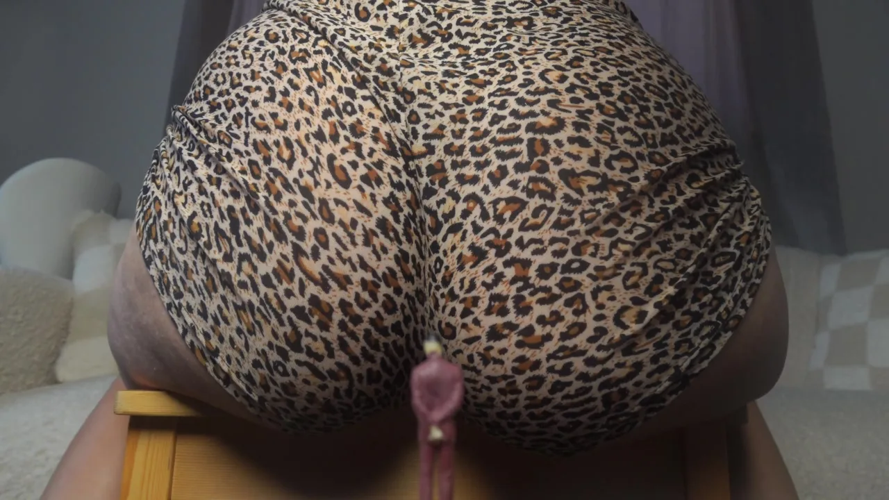 Preview supplied for Giantess Stepsister Is Looking For Her Stepbrother And Cant Find Her Because Shes