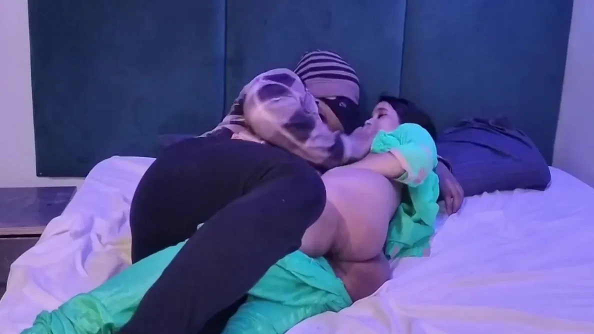 Preview supplied for Kichen Me Stepsister Ko Nanga Kar Jabar Dasti Pela