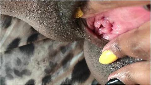 Preview supplied for Cumming, Fingering & Peeing All Over Myself. Extreme Close Up