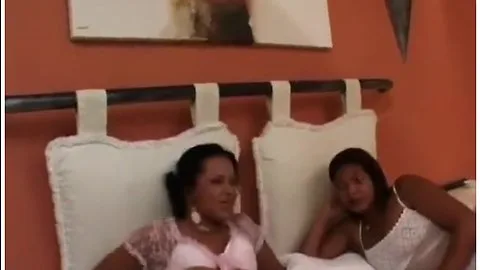 Preview supplied for SEXY LATINAS FART STINKY LESBIANS 28