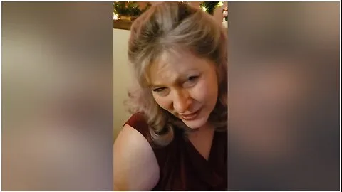Preview supplied for Santa Baby