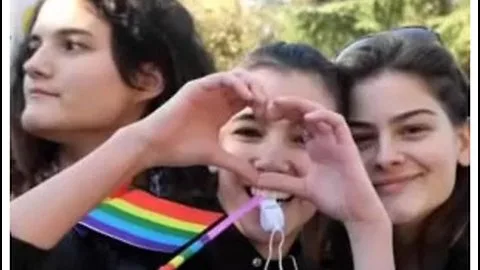 Preview supplied for Lesbian love 9