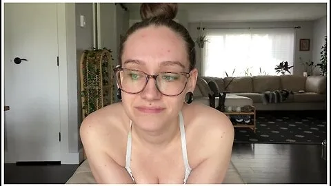 Preview supplied for My slutty bestie teases me in private