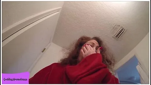 Preview supplied for Cum & Watch Me On The Toilet