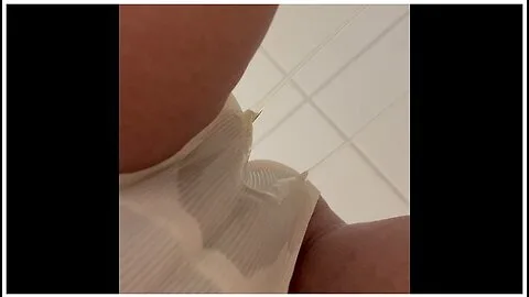 Preview supplied for Milf Pissing