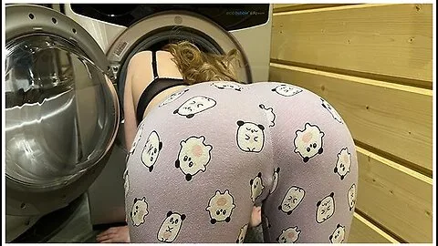 Preview supplied for Anny Walker Stuck in the Washing Machine