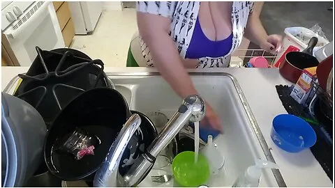 Preview supplied for Bbw Cleaning The Kitchen