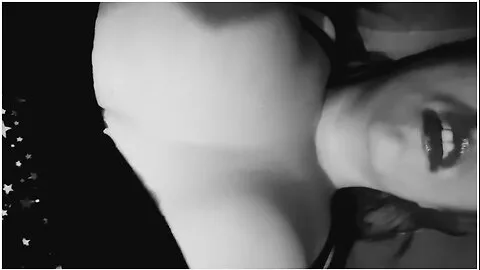 Preview supplied for Little Goth Milf With Huge Tits Cums For The Camera With Lonna Wells