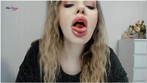 Preview supplied for Gummy Bears Tongue And Mouth Tease