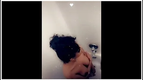 Preview supplied for Shower At The Hotel Solo Female Latina Real