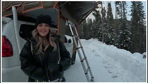 Preview supplied for Slutty Stranger Seduces Me In Her Tent While Is Asleep - Venessas Butt