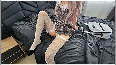 Preview supplied for Schoolgirl Masturbated Before Her Morning Lessons