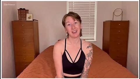 Preview supplied for Ellie Rowyn—Suck Your Friends’ Cock with Me