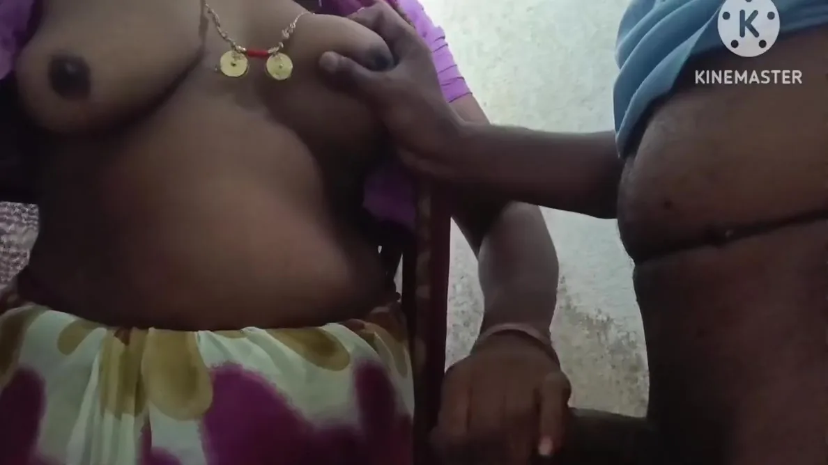 Preview supplied for Indian Desi Hot Mummy Soking And Faking Har Hasbend