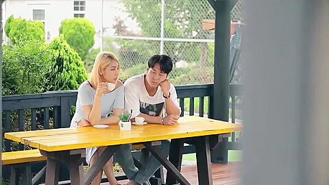 Preview supplied for 하숙집 딸내미들 2023