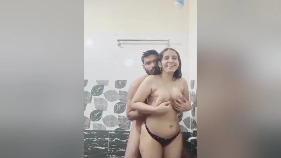 Preview supplied for I My Friends Wife In In The Bathroom