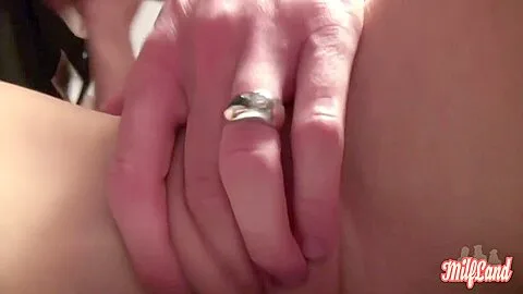Preview supplied for Ambre Baise Avec Deux Mecs Dans Le Dos De Step son Mari 15 Min