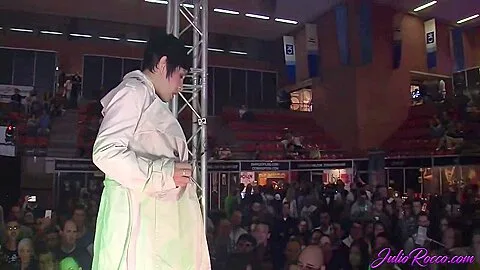 Preview supplied for La Chica Tetona Del Publico 21 Min - Teaser Video