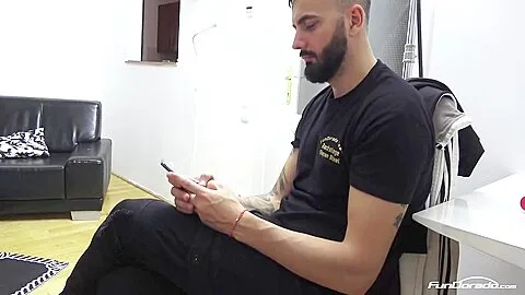 Preview supplied for Farah Slut - Behind The Scenes - Interview Und Alle Casting Videos Auf