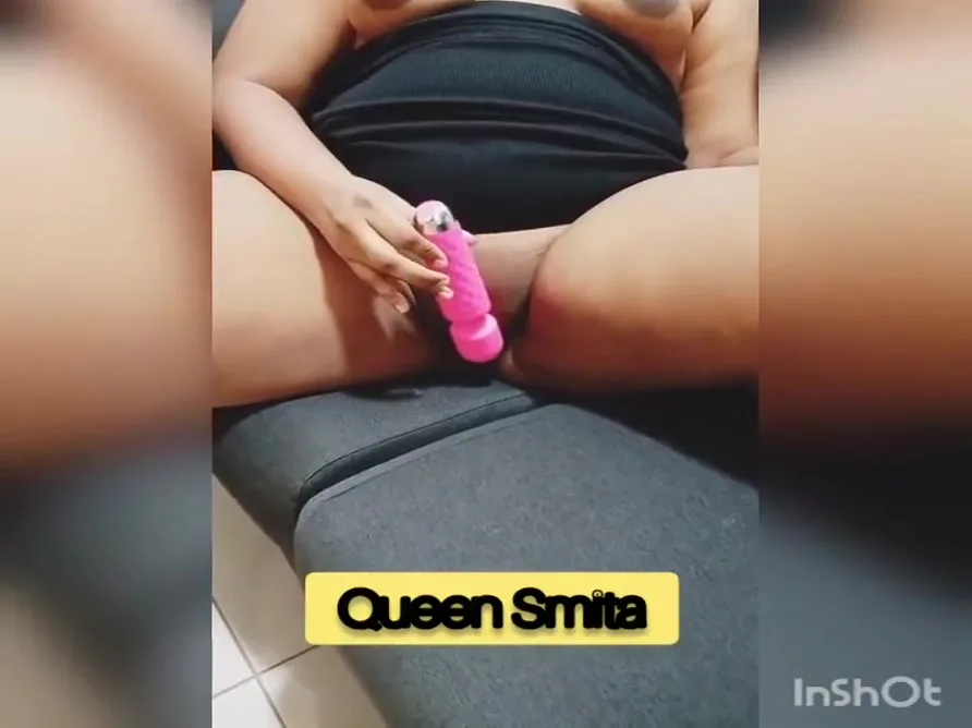 Preview supplied for Sexy Hot Tamil Dance From Smita