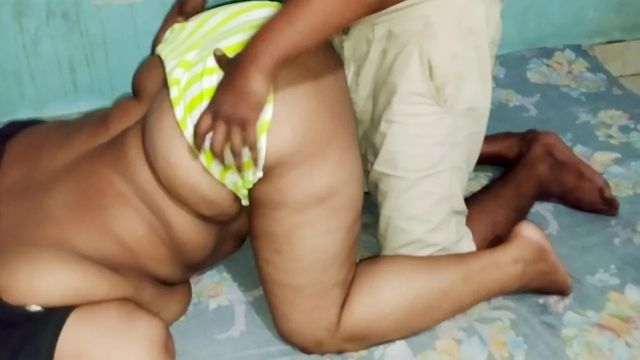 Preview supplied for Big Ass Body Massage Devor Bhabi Bangladeshi Hot Video