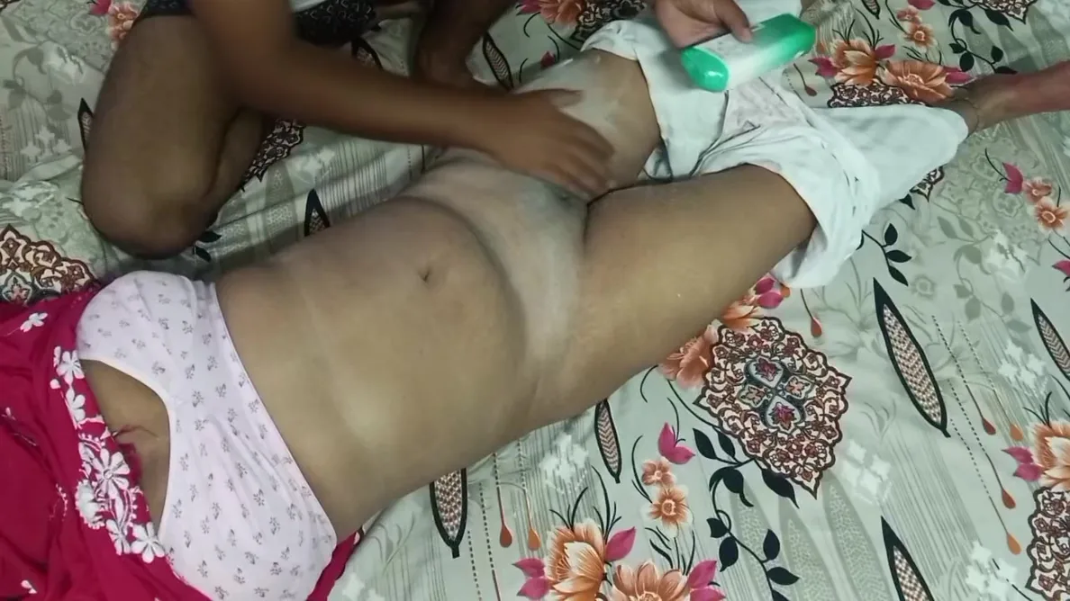 Preview supplied for New Hot And Sexy Bhabhi Having Injoy