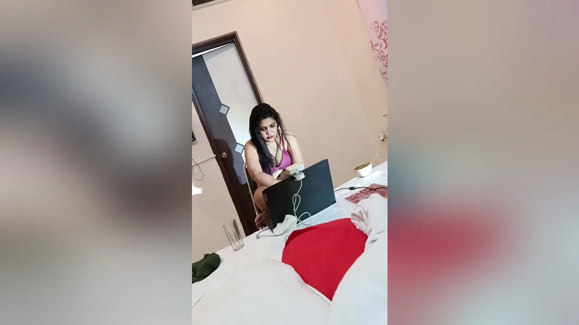 Preview supplied for Hot Video Of A Desi Girl