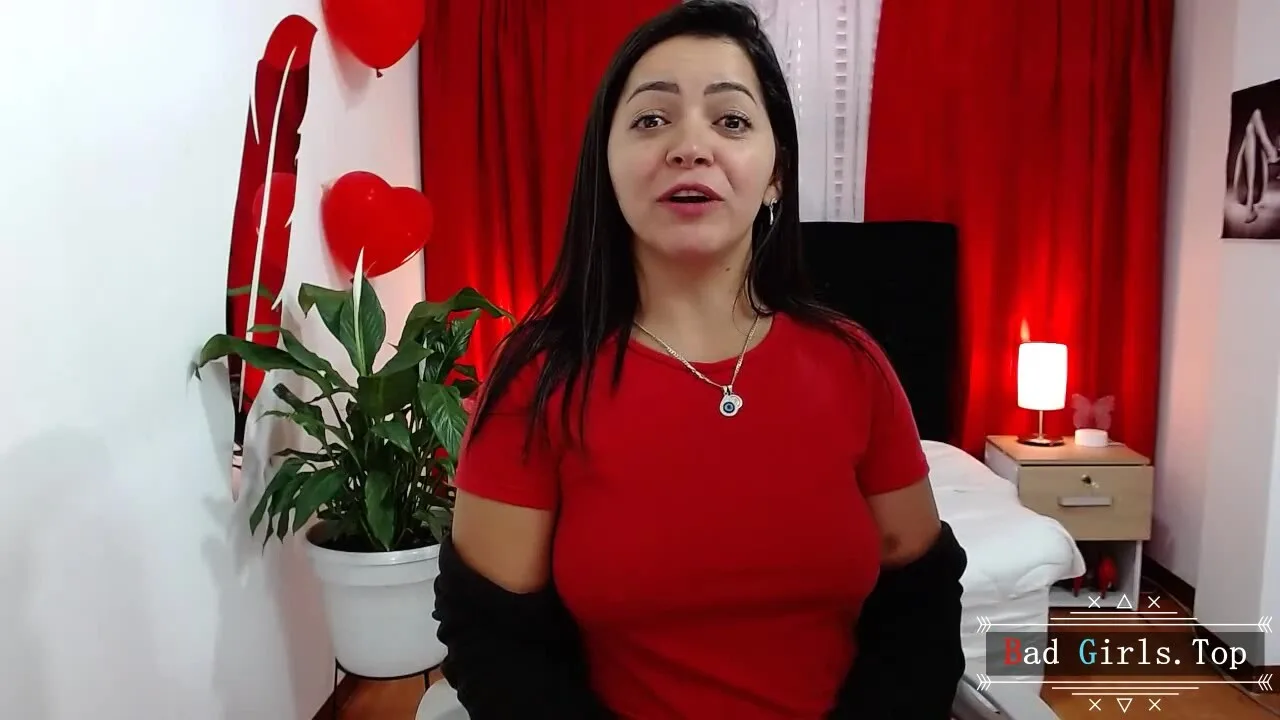 Preview supplied for Pretty hot web latina milf with sweety natural big boobs