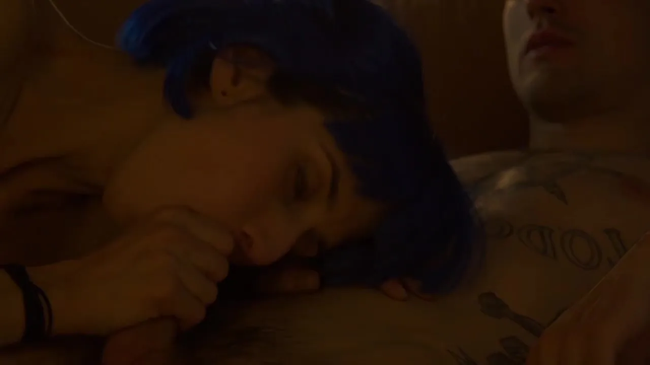 Preview supplied for Blue hair babe - VersoCinema
