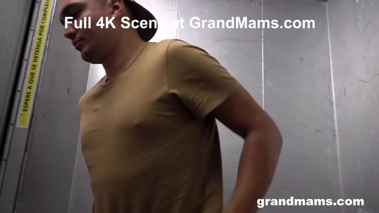 Preview supplied for Public Elevator Fuck By GrandMams