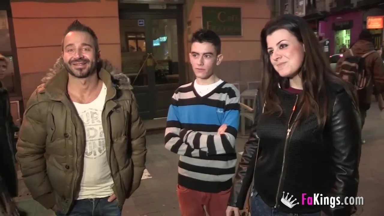 Preview supplied for A lesbian, a Gay and Jordi Enp!!